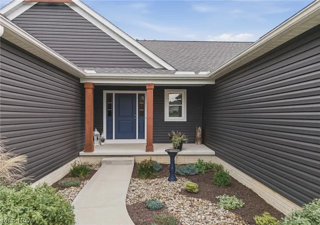 Photo 3 of Single family home for sale at 4806 Edson Rd, Kent, OH 44240 | MLS# 5244086 | Listing updated on 2026-09-11