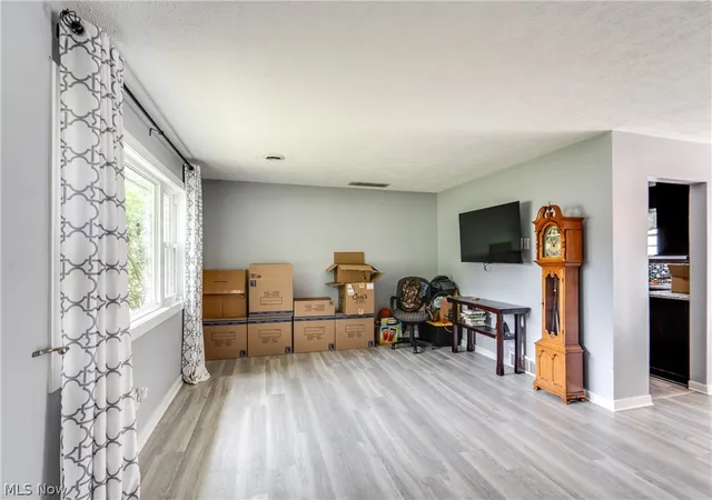 Photo 3 of Single family home for sale at 7320 Lourelton Ave Nw, North Canton, OH 44720 | MLS# 5244297 | Listing updated on 2026-10-07