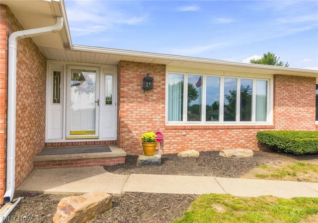 Photo 2 of Single family home for sale at 2215 Tamarack Cir Ne, Canton, OH 44721 | MLS# 5243022 | Listing updated on 2026-09-12