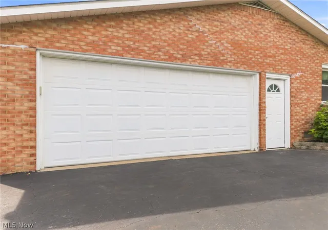 Photo 2 of Single family home for sale at 2215 Tamarack Cir NE, Canton, OH 44721 | MLS# 5243022 | Listing updated on 2026-09-12