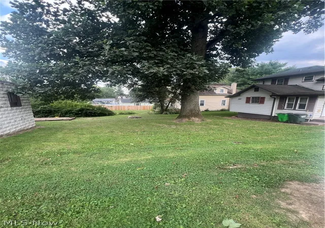 Photo 3 of Single family home for sale at 893 Maxwell Ave, Millersburg, OH 44654 | MLS# 5243831 | Listing updated on 2026-09-18