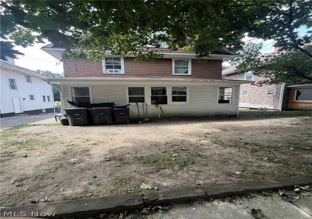 Single family home for sale at 1264 Pondview Ave, Akron, OH 44305 | MLS# 5243852
