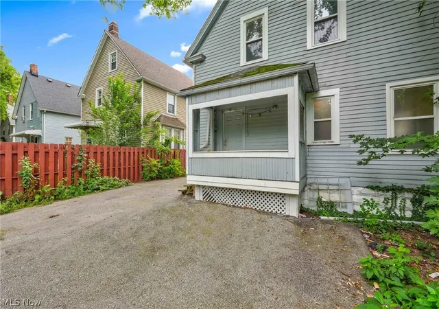 Photo 26 of Single family home for sale at 3520 Krather Rd, Cleveland, OH 44109 | MLS# 5243432 | Listing updated on 2026-09-11