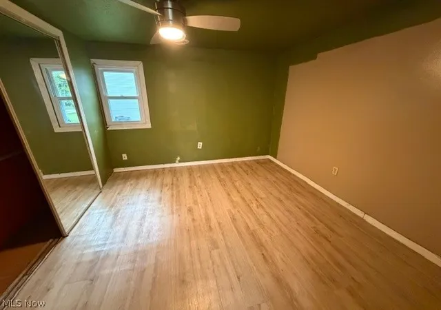 Photo 3 of Single family home for sale at 909 Harriet St, Lorain, OH 44055 | MLS# 5243598 | Listing updated on 2026-09-30