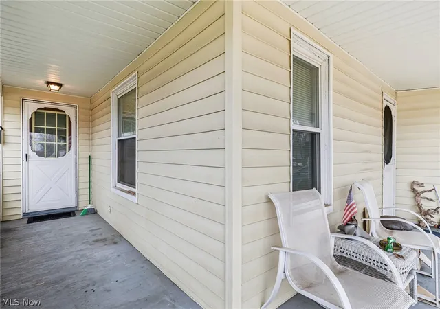 Photo 2 of Single family home for sale at 5810 West Blvd, Youngstown, OH 44512 | MLS# 5244337 | Listing updated on 2026-09-11