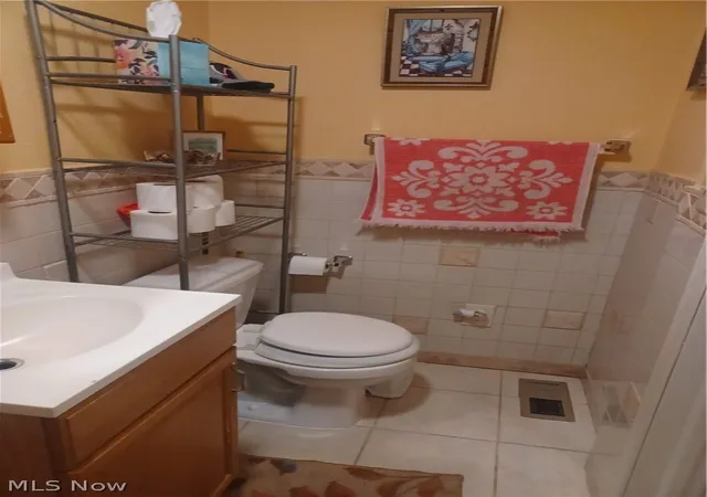 Photo 4 of Single family home for sale at 42 N Clover Ave, Niles, OH 44446 | MLS# 5244353 | Listing updated on 2026-09-12