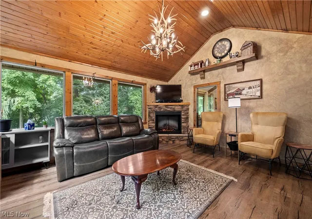 Photo 4 of Single family home for sale at 7587 Lewis Rd, Olmsted Twp, OH 44138 | MLS# 5244092 | Listing updated on 2026-09-21
