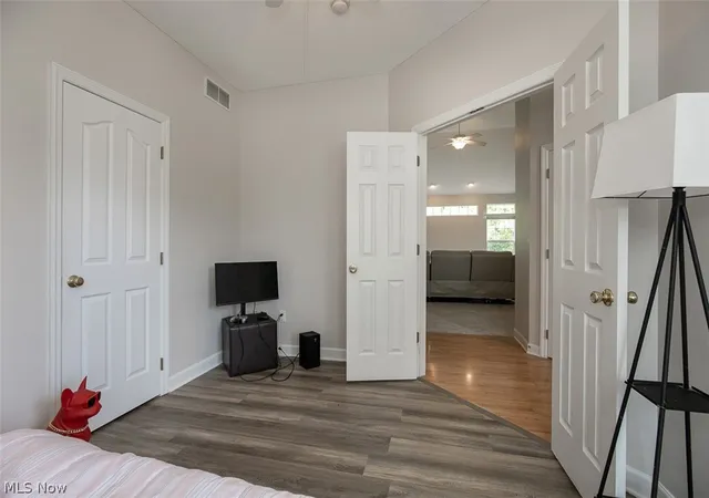 Photo 4 of Single family home for sale at 14450 Baywood Ln, Strongsville, OH 44136 | MLS# 5243617 | Listing updated on 2026-09-12