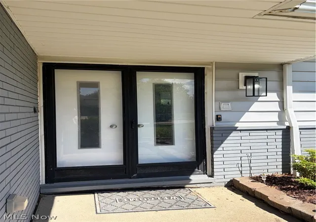 Photo 4 of Single family home for sale at 1905 Camberly Dr, Cleveland, OH 44124 | MLS# 5244402 | Listing updated on 2026-09-12