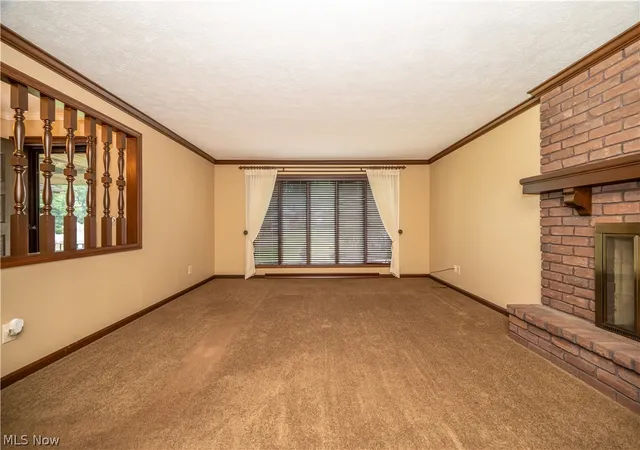 Photo 3 of Single family home for sale at 2882 Decamp Rd, Youngstown, OH 44511 | MLS# 5243977 | Listing updated on 2026-09-12