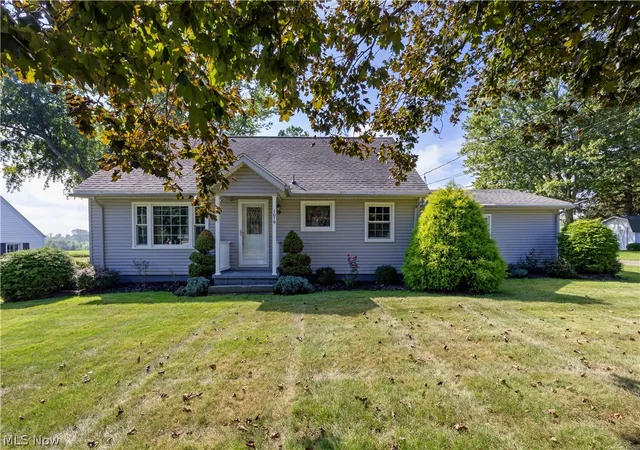 Photo 2 of Sale Pending at 1679 Westwood Cir, Wooster, OH 44691 | MLS# 5244330 | Listing updated on 2026-09-30