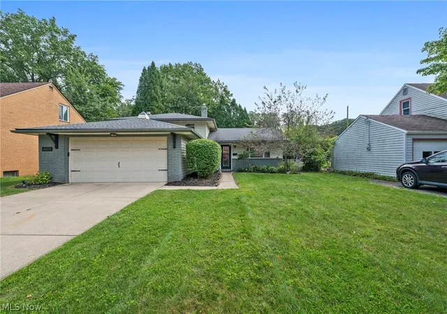 Photo 1 of Single family home for sale at 4623 Orchard Rd, Cleveland, OH 44126 | MLS# 5244137 | Listing updated on 2026-10-01