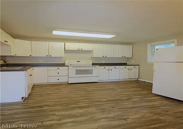 Photo 2 of Multi family home for sale at 8 Chatham St, Norwalk, OH 44857 | MLS# 5243913 | Listing updated on 2026-09-20