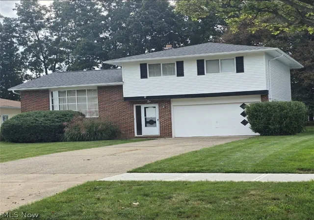 Photo 1 of Single family home for sale at 6254 S Perkins Rd, Bedford, OH 44146 | MLS# 5244350 | Listing updated on 2026-09-12