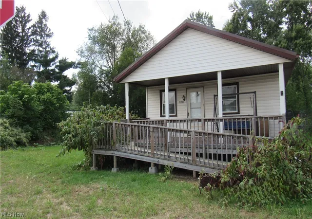 Photo 1 of Sale Pending at 1202 N Uhrich St, Uhrichsville, OH 44683 | MLS# 5244077 | Listing updated on 2026-10-02