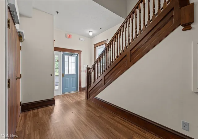 Photo 3 of Single family home for sale at 1455 Lander Rd, Cleveland, OH 44124 | MLS# 5243862 | Listing updated on 2026-09-16