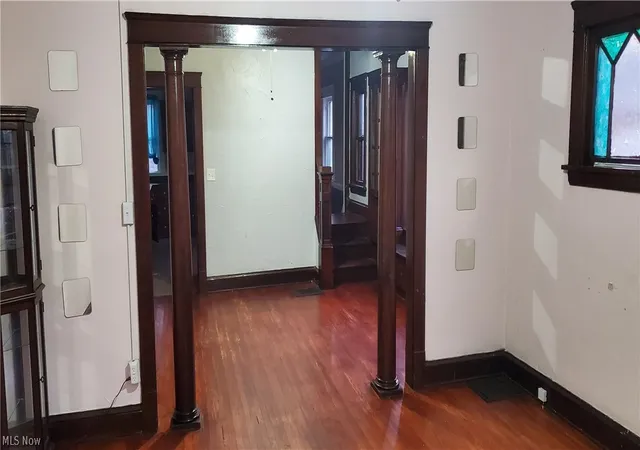 Listing Photo 3 - Condo for sale in building located at 3780 W 37th St, Cleveland, OH 44109