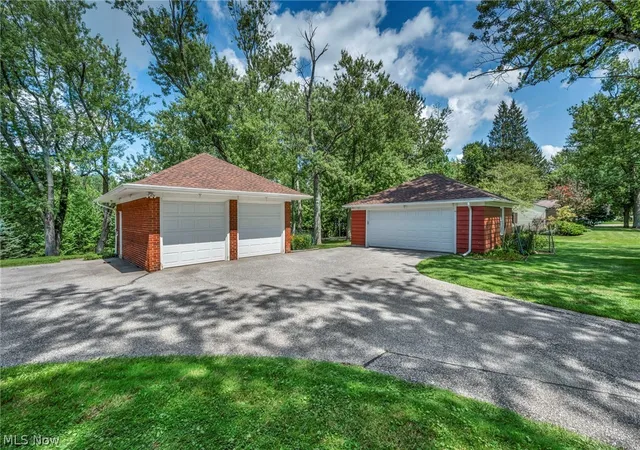 Photo 4 of Single family home for sale at 1161 Broadway Ave, Bedford, OH 44146 | MLS# 5225478 | Listing updated on 2026-10-01