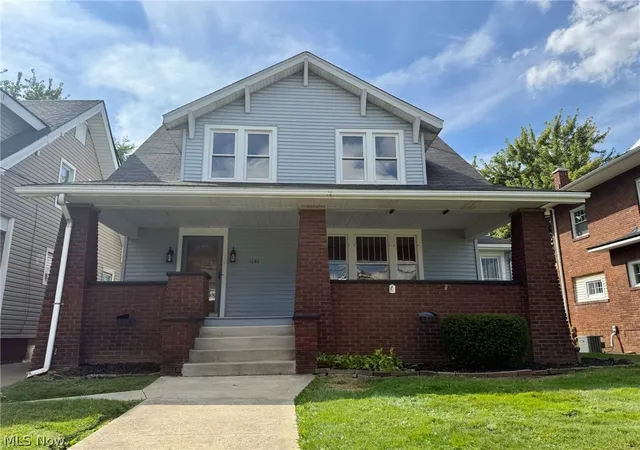 Photo 1 of Single family home for sale at 1141 Broad Ave Nw, Canton, OH 44708 | MLS# 5244081 | Listing updated on 2026-09-18