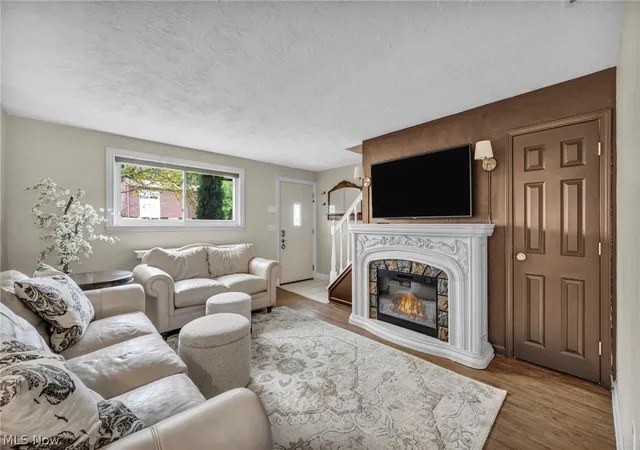 Photo 3 of Condo for sale at 2598 Shakespeare Ln, Avon, OH 44011 | MLS# 5242904 | Listing updated on 2026-09-14