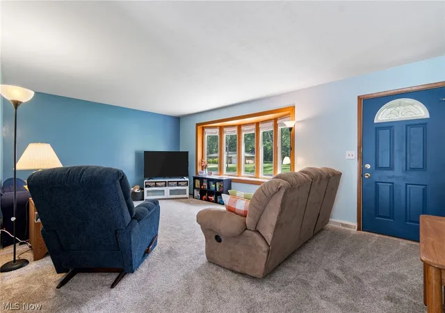 Photo 2 of Single family home for sale at 7578 Kitner Blvd, Northfield, OH 44067 | MLS# 5241568 | Listing updated on 2026-09-28