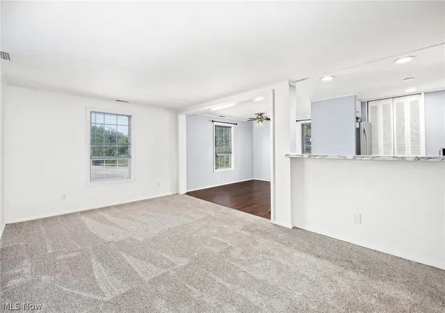 Listing Photo 5 - Condo for sale in building located at 28 Vly Forge Ln, Elyria, OH 44035 - Unit #2A