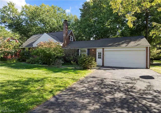 Photo 3 of Single family home for sale at 4480 Ammon Rd, Cleveland, OH 44143 | MLS# 5244214 | Listing updated on 2026-09-28