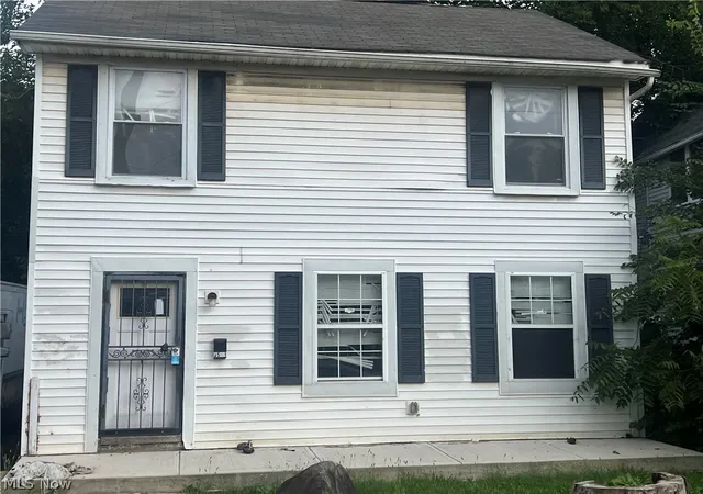 Photo 3 of Single family home for sale at 9501 Anderson Ave, Cleveland, OH 44105 | MLS# 5243334 | Listing updated on 2026-10-28