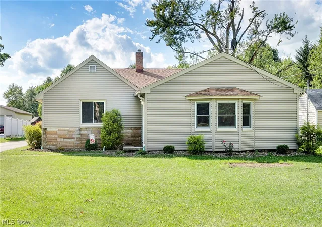 Photo 2 of Single family home for sale at 4508 Messerly Rd, Canfield, OH 44406 | MLS# 5233860 | Listing updated on 2026-10-07