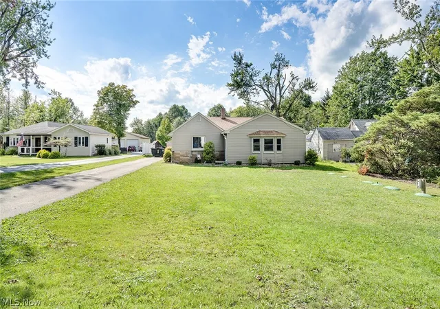 Photo 3 of Single family home for sale at 4508 Messerly Rd, Canfield, OH 44406 | MLS# 5233860 | Listing updated on 2026-10-07