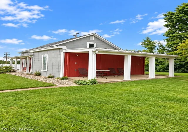 Photo 3 of Sale Pending at 324 N Market St, Loudonville, OH 44842 | MLS# 5242844 | Listing updated on 2026-09-15