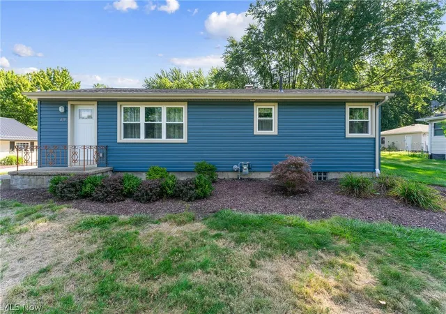 Photo 1 of Single family home for sale at 435 Cedar Dr, Cortland, OH 44410 | MLS# 5241664 | Listing updated on 2026-09-16