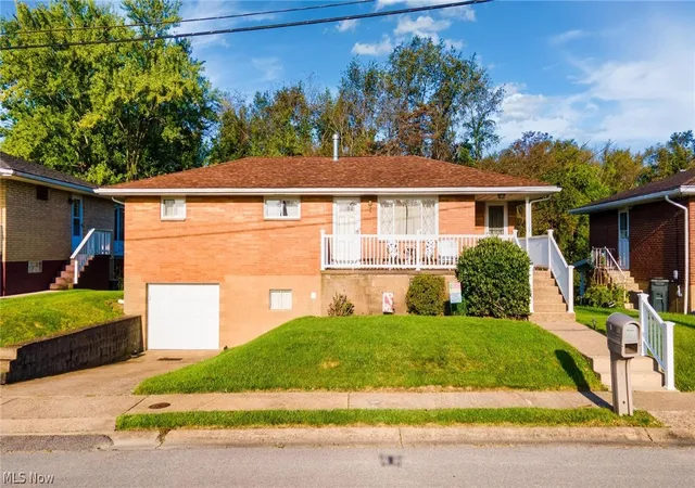 Photo 1 of Single family home for sale at 605 Titus St Ext, Weirton, WV 26062 | MLS# 5244519 | Listing updated on 2026-09-12
