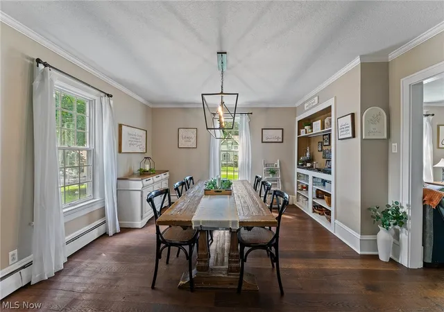 Photo 3 of Single family home for sale at 1051 E 9th Street, Salem, OH 44460 | MLS# 5244485 | Listing updated on 2026-09-18