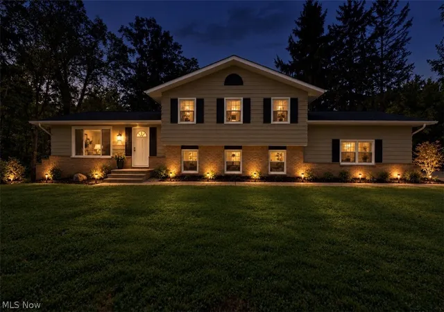 Photo 2 of Single family home for sale at 3954 Remsen Rd, Medina, OH 44256 | MLS# 5244509 | Listing updated on 2026-10-06