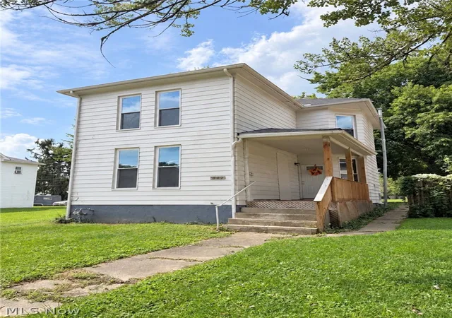 Photo 1 of Single family home for sale at 347 Brighton Blvd, Zanesville, OH 43701 | MLS# 5243173 | Listing updated on 2026-09-13
