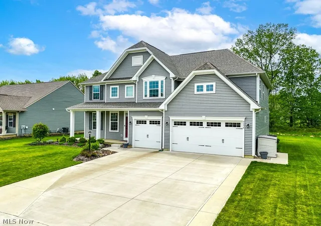 Photo 2 of Single family home for sale at 9058 Winfield Ln, North Ridgeville, OH 44039 | MLS# 5244296 | Listing updated on 2026-09-13
