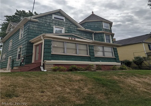 Photo 35 of Single family home for sale at 125 N Bentley Ave, Niles, OH 44446 | MLS# 5244460 | Listing updated on 2026-10-02