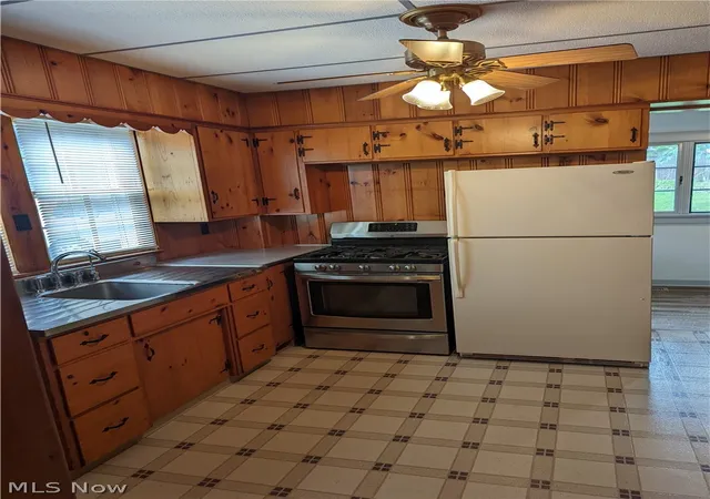 Photo 3 of Single family home for sale at 125 N Bentley Ave, Niles, OH 44446 | MLS# 5244460 | Listing updated on 2026-10-02
