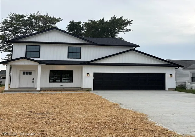 Single family home for sale at 672 East 331st, Eastlake, OH 44095 | MLS# 5244464 | Listing updated on 2026-09-13