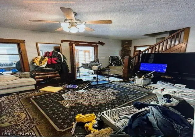 Photo 2 of Single family home for sale at 404 Kennet Ct Nw, Canton, OH 44708 | MLS# 5244049 | Listing updated on 2026-09-28