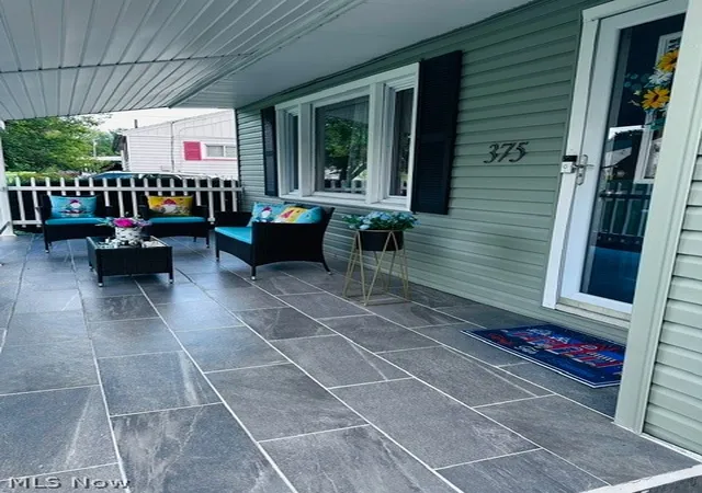 Photo 2 of Single family home for sale at 375 Jackson St, Campbell, OH 44405 | MLS# 5244482 | Listing updated on 2026-09-28