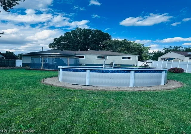 Photo 4 of Single family home for sale at 375 Jackson St, Campbell, OH 44405 | MLS# 5244482 | Listing updated on 2026-09-28