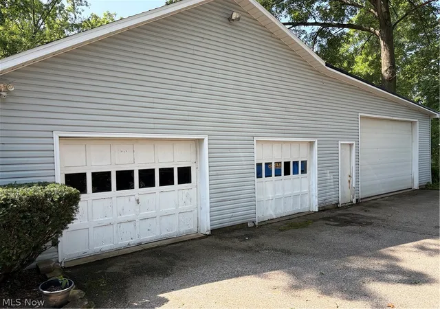 Photo 4 of Sale Pending at 685 Robinson Rd, Wooster, OH 44691 | MLS# 5222210 | Listing updated on 2026-09-13