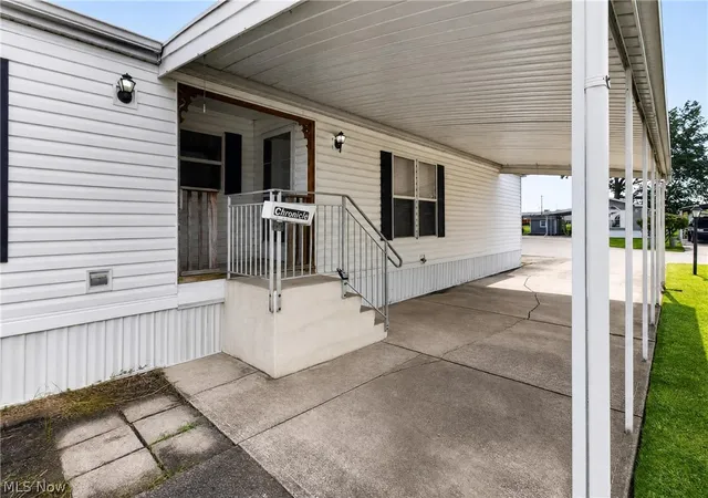 Photo 3 of Single family home for sale at 35157 Ctr Ridge Rd #153, North Ridgeville, OH 44039 | MLS# 5243819 | Listing updated on 2026-09-13