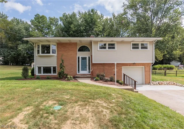 Photo 1 of Single family home for sale at 4261 Slaughter Rd, Green, OH 44685 | MLS# 5243164 | Listing updated on 2026-09-13