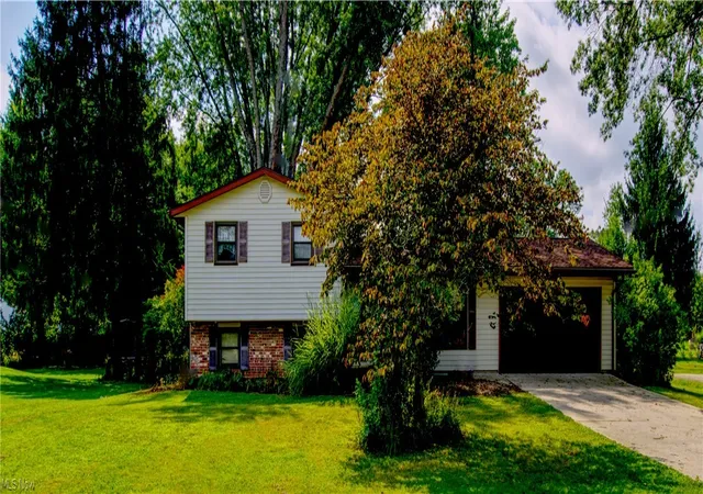 Single family home for sale at 12780 Barbara St SW, Massillon, OH 44647 | MLS# 5243676 | Listing updated on 2026-09-13