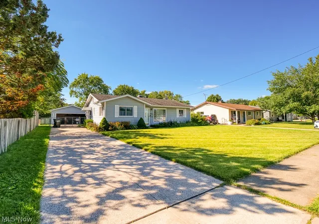 Photo 1 of Single family home for sale at 455 Birchwood Dr, Berea, OH 44017 | MLS# 5244533 | Listing updated on 2026-09-13