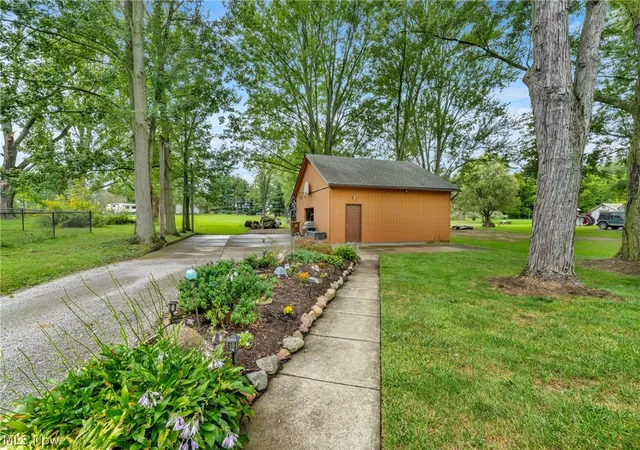 Photo 3 of Sale Pending at 33 Warner St, Seville, OH 44273 | MLS# 5243883 | Listing updated on 2026-09-18