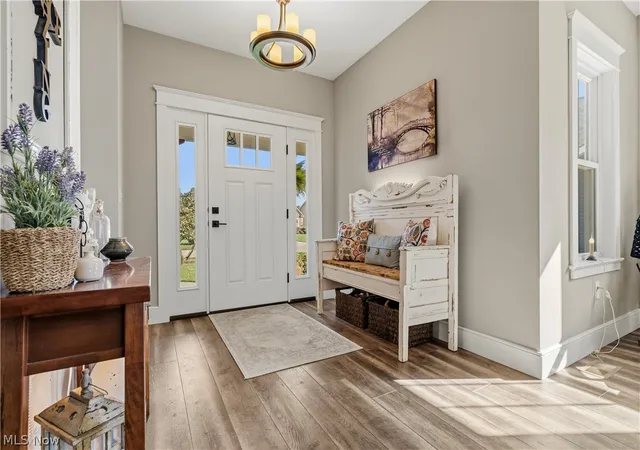 Photo 4 of Single family home for sale at 3098 Huntcliffe Rd NE, Canton, OH 44721 | MLS# 5244414 | Listing updated on 2026-09-14